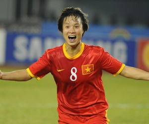 Thắng Philippines 4-0, tuyển nữ VN rộng cửa vào bán kết