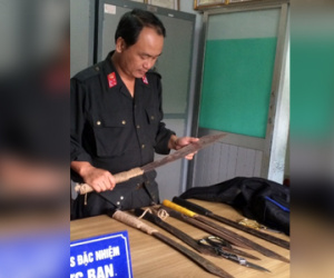 Đặc nhiệm bắt hai nhóm giang hồ hỗn chiến trước vũ trường