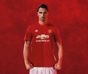 KHỦNG KHIẾP: Man United thu 76 triệu bảng trong 1 tuần nhờ bán áo đấu của Ibra