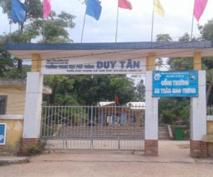 Phó Hiệu trưởng tống tiền đồng nghiệp nữ bằng ảnh nóng