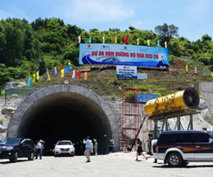 Thông hầm đường bộ 12.000 tỷ đồng qua đèo Cả