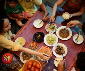 Ăn cơm kiểu này dễ chết sớm hơn cả ung thư