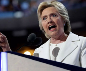 Bà Clinton “tố” tình báo Nga tấn công máy tính đảng Dân chủ Mỹ