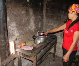 Gạ tình bất thành, anh rể đổ thuốc sâu mưu sát cả nhà em vợ