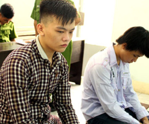 VKSND TP HCM kháng nghị giảm án cho 2 thiếu niên cướp bánh mì