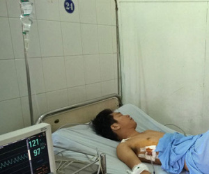 Bị đánh hội đồng bằng nón bảo hiểm đến chết vì mâu thuẫn thuê xe trượt điện