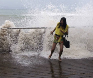Hơn 9.000 nghìn người dân Philippines sơ tán do bão Nida