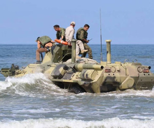 Thiết giáp BTR-82A Nga "thất bại ê chề" trước ZBD-05 Trung Quốc?