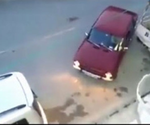 Tính năng hỗ trợ đỗ xe "có một không hai" Rúc đầu