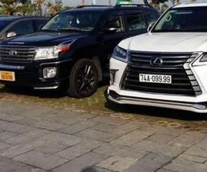 Lexus LX570 Sport Plus 2016 biển "tứ quý" dạo chơi tại Thanh Hoá