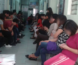 Phụ nữ đẻ thuê: "Mỗi hợp đồng em chỉ được hơn trăm triệu"