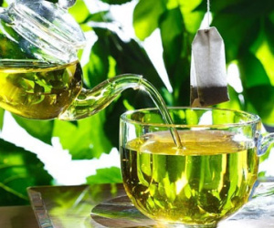Trà xanh tự nhiên: Vừa uống vừa lo