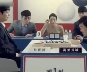 Dậy sóng dư luận vì clip sao Hàn sỉ nhục Vạn lý trường thành