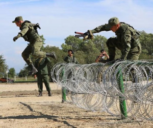 Thăm quan thao trường lính thủy đánh bộ Nga-Trung tranh tài