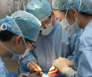 Bệnh viện Từ Dũ nhận lỗi vì bỏ quên gạc trong bụng sản phụ