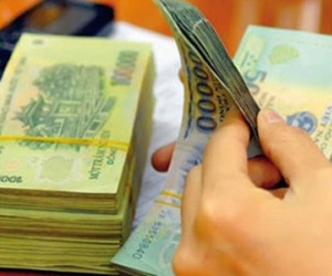 Các CEO ngân hàng nhận lương tới 670 triệu đồng một tháng