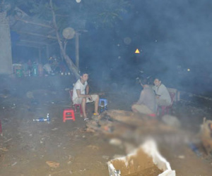 Lũ quét ở Lào Cai: "Sao không để tôi chết thay vợ con, ông trời ơi?"
