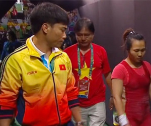 Lực sĩ Việt vỡ mộng đoạt huy chương Olympic 2016 vì trọng tài