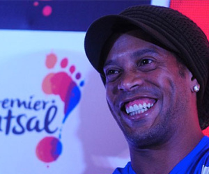 Ronaldinho được đề nghị 100.000 đôla để đá một trận tại Australia