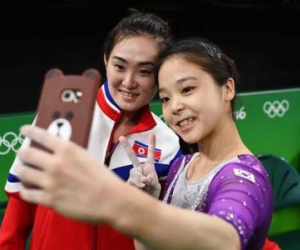 Bức ảnh tự sướng gây sốc chính trị tại Olympic 2016