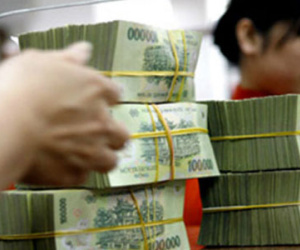 Hô hào giảm lãi suất… cho “vui miệng”?