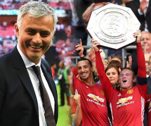 Mourinho tặng Siêu cúp Anh cho người không ai ngờ