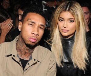 Người yêu gốc Việt tiếp tục tặng xe xa xỉ cho Kylie Jenner