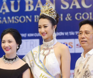 Hoa hậu Thu Ngân và gia đình 8 anh chị em