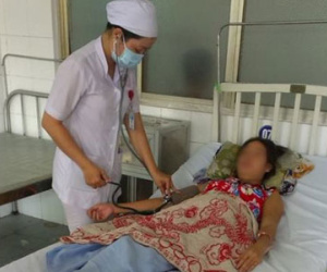 Cắt tử cung cứu sản phụ 8x bị băng huyết