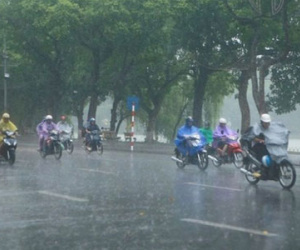 Đêm nay, mưa vừa đến mưa to bao phủ toàn miền Bắc