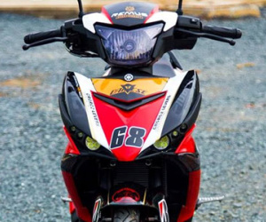 Exciter 150 phối màu cam cá tính của biker Sài Gòn