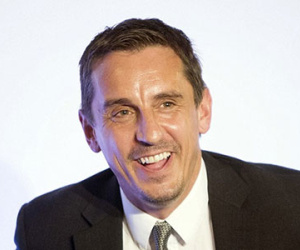 Gary Neville trở lại công việc bình luận viên