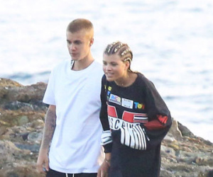 Justin Bieber bị nghi qua đêm cùng con gái danh ca Lionel Richie