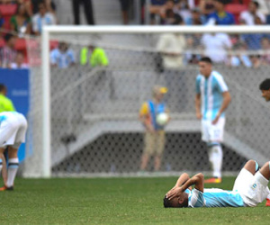 Argentina bị loại từ vòng bảng: Hậu duệ của Messi đá thế này thì nguy