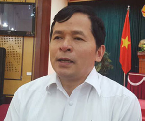 Đình chỉ trưởng công an xã tiêu hoang, nợ chồng chất