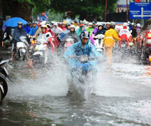 Hà Nội tiếp tục mưa dông, nhiệt độ giảm sâu