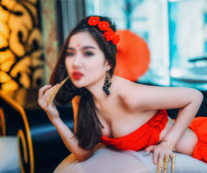 Hot girl 16 tuổi "gây sốc" với bộ ảnh Phan Kim Liên