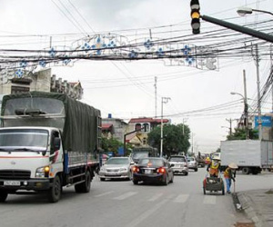 Lào Cai không phạt vượt đèn vàng: Hãy vì dân...