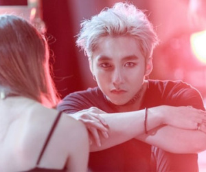 Trò bẩn lũng đoạn showbiz Việt