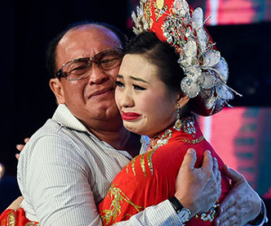 Danh hài Duy Phương và vợ cũ Lê Giang không nhìn mặt nhau