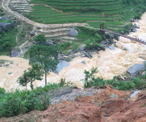 6 người chết và mất tích do mưa lũ cuốn trôi