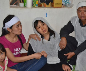Con rể sát hại mẹ vợ và em vợ: Đám tang đẫm nước mắt của hai mẹ con