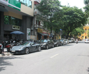 Hà Nội lên phương án "đỗ ôtô theo ngày, đổ rác theo giờ"
