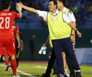 HLV Bình Dương hy vọng đội nhà lọt Top 3 khi V.League 2016 hạ màn