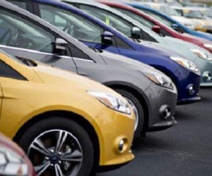 Ôtô Indonesia về Việt Nam giá bình quân gần 290 triệu đồng