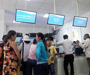 Vì sao hàng loạt bệnh viện xin xuống hạng?