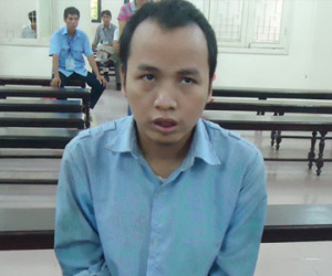 Bảo vệ mang bệnh tâm thần chém chết người tại quán bia