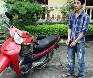 Chém người, cướp xe máy rồi ung dung lên đường về quê