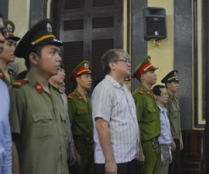Đại án tại VNCB: Đề nghị xem xét trách nhiệm hình sự Trang "Phố núi"