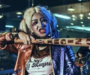 Nữ sinh Sài Gòn bị ném đá khi hóa trang thành Harley Quinn